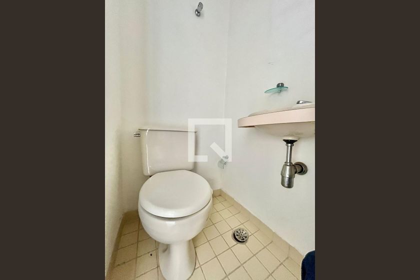 Apartamento à Venda - Cambuí, 1 Quarto,  60 m2 em , Campinas - sp | SoloBR