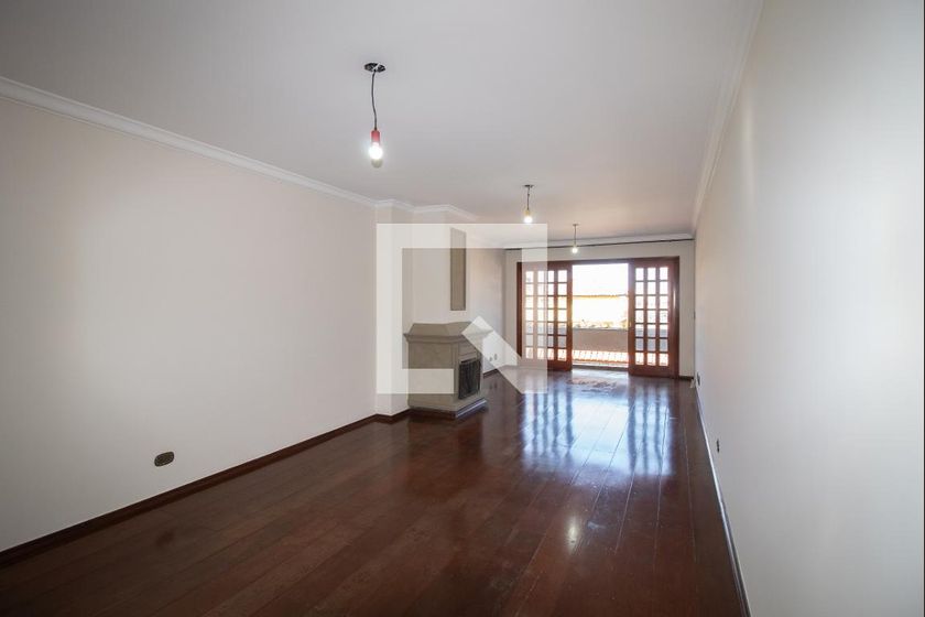 Casa, 3 quartos, 336 m² - Foto 1