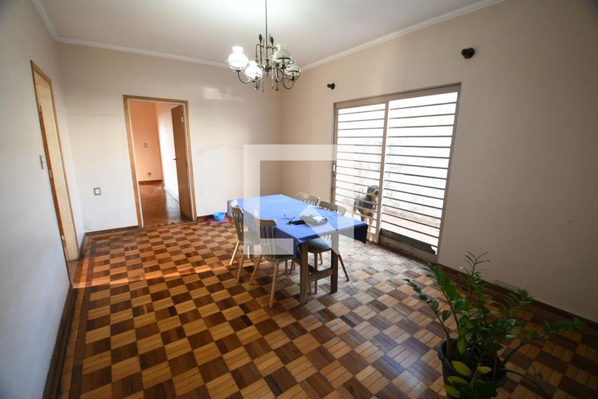 Casa à Venda - Guanabara, 3 Quartos,  330 m2 em , Campinas - sp | SoloBR
