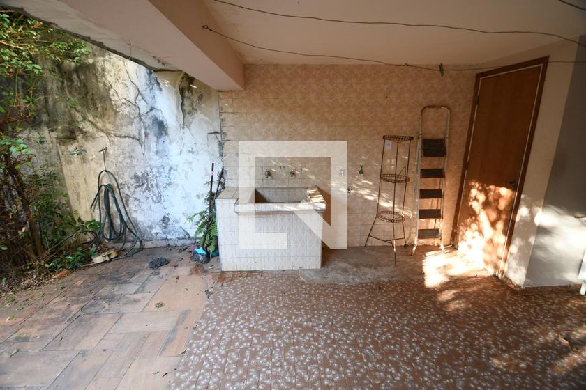 Casa à Venda - Guanabara, 3 Quartos,  330 m2 em , Campinas - sp | SoloBR