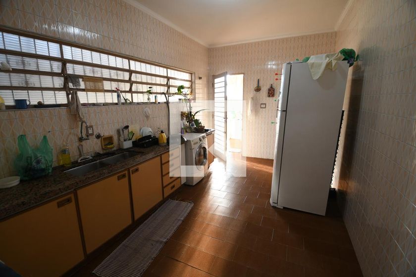 Casa à Venda - Guanabara, 3 Quartos,  330 m2 em , Campinas - sp | SoloBR
