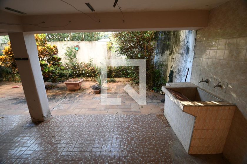 Casa à Venda - Guanabara, 3 Quartos,  330 m2 em , Campinas - sp | SoloBR