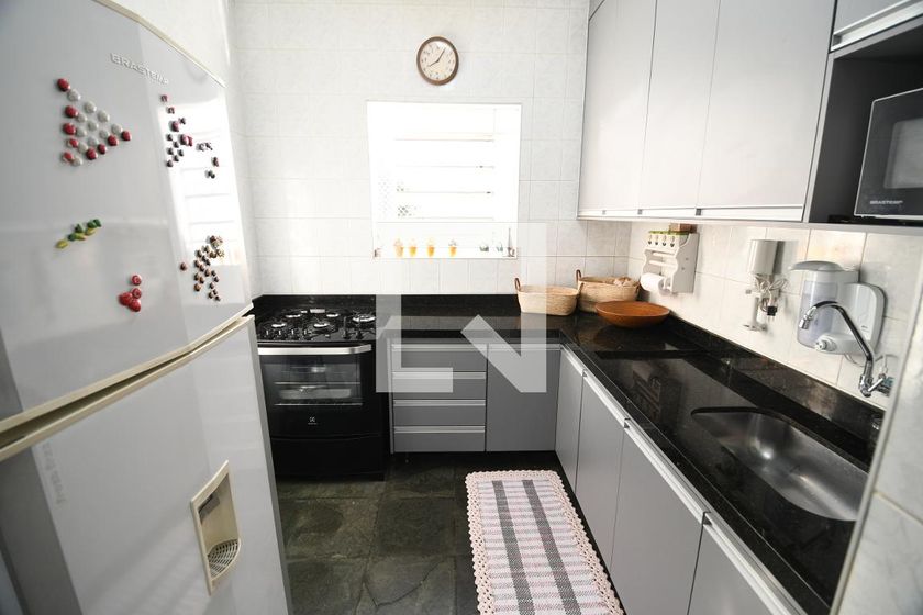 Casa à Venda - Taquaral, 2 Quartos,  255 m2 em , Campinas - sp | SoloBR