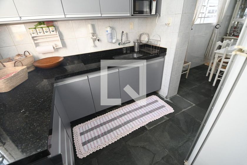 Casa à Venda - Taquaral, 2 Quartos,  255 m2 em , Campinas - sp | SoloBR