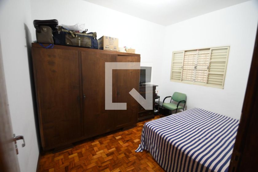 Casa à Venda - Taquaral, 2 Quartos,  255 m2 em , Campinas - sp | SoloBR
