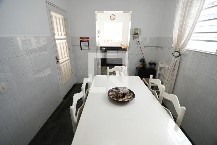 Casa à Venda - Taquaral, 2 Quartos,  255 m2 em , Campinas - sp | SoloBR