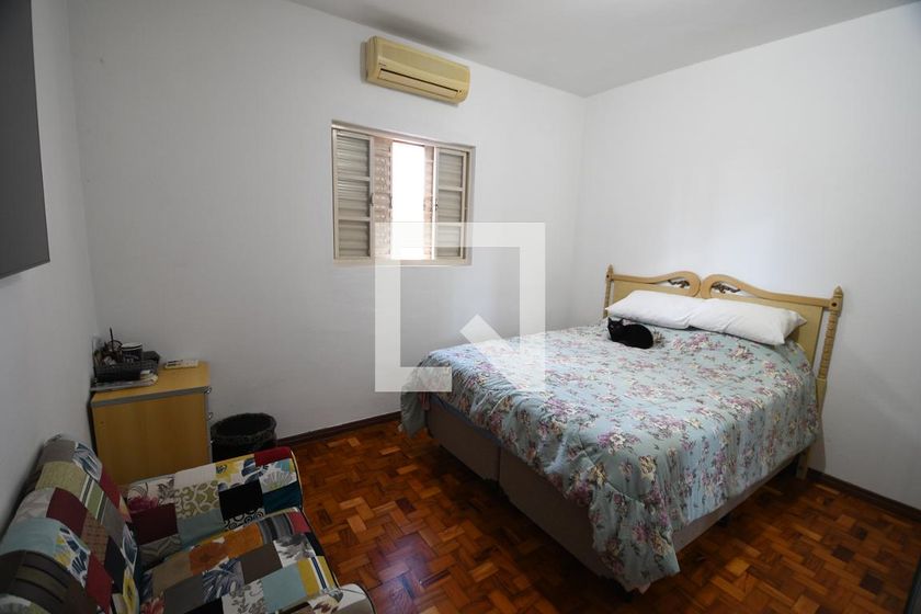 Casa à Venda - Taquaral, 2 Quartos,  255 m2 em , Campinas - sp | SoloBR