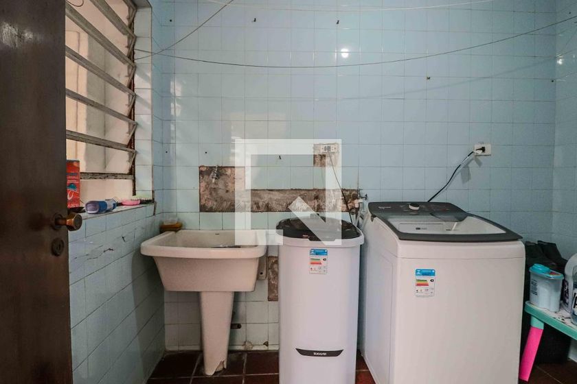 Casa, 3 quartos, 258 m² - Foto 77