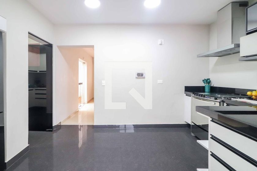 Casa, 3 quartos, 258 m² - Foto 57
