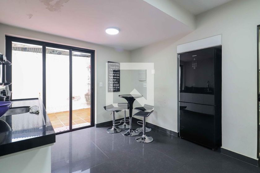 Casa, 3 quartos, 258 m² - Foto 63