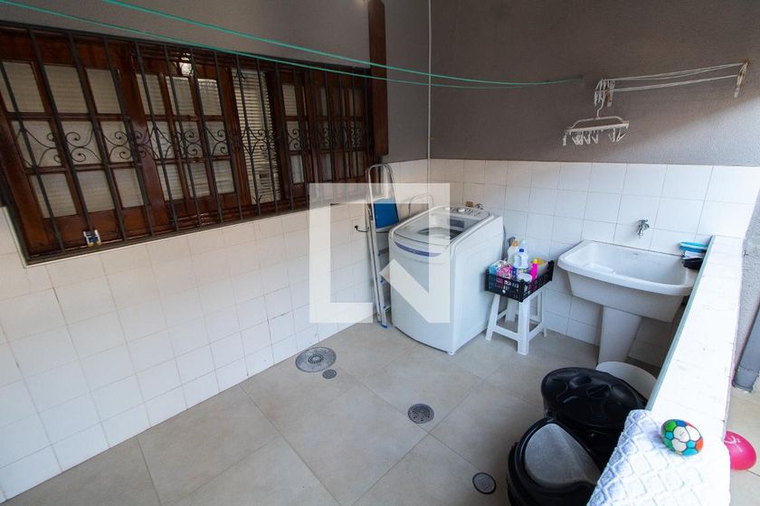 Casa à Venda - Jardim Planalto, 3 Quartos,  284 m2 em , Campinas - sp | SoloBR