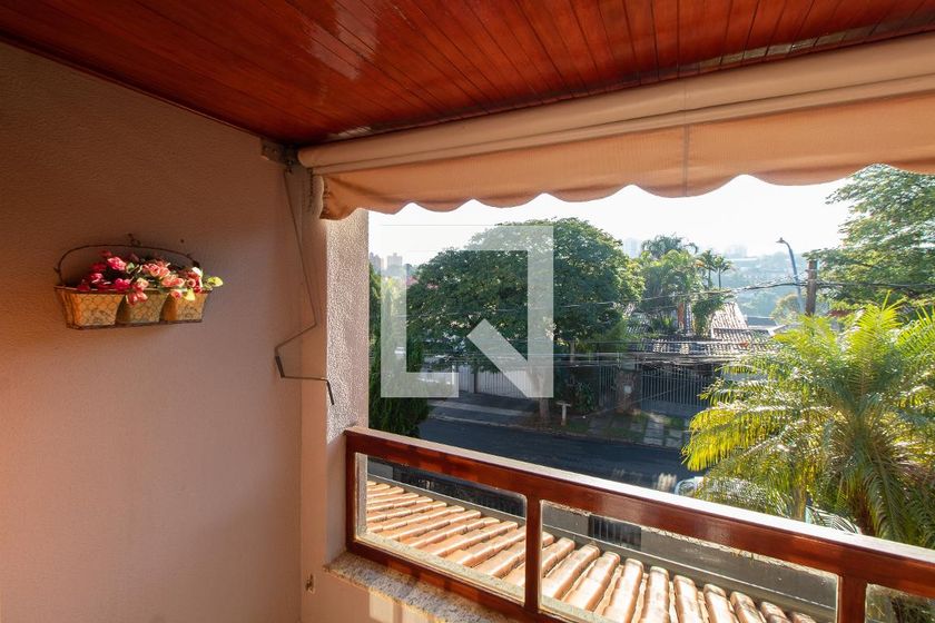 Casa à Venda - Jardim Planalto, 3 Quartos,  284 m2 em , Campinas - sp | SoloBR