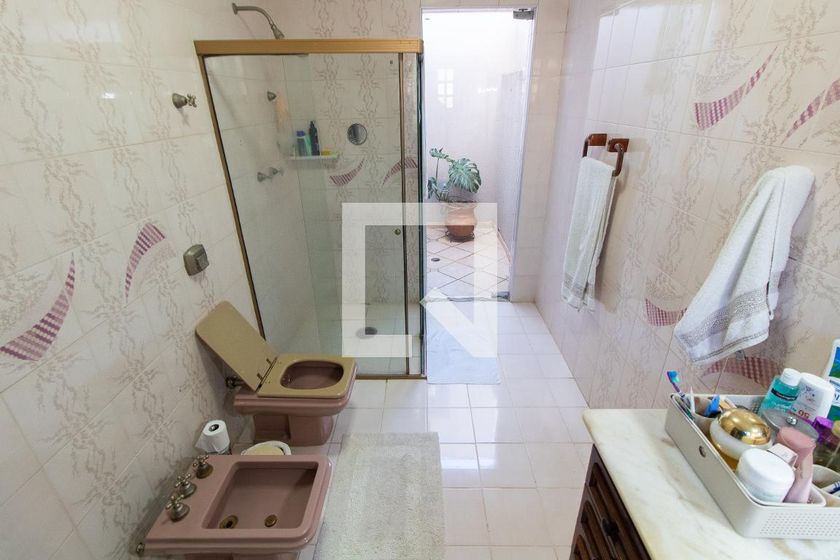 Casa à Venda - Jardim Planalto, 3 Quartos,  284 m2 em , Campinas - sp | SoloBR