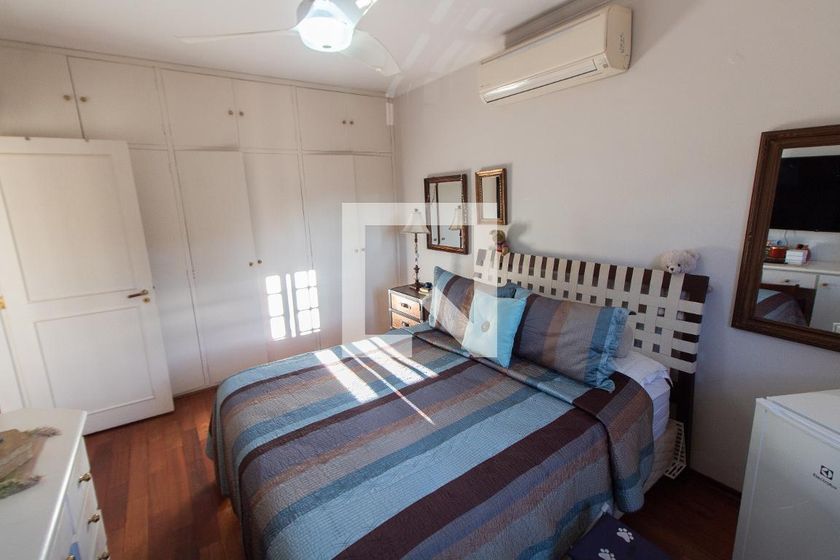 Casa à Venda - Jardim Planalto, 3 Quartos,  284 m2 em , Campinas - sp | SoloBR