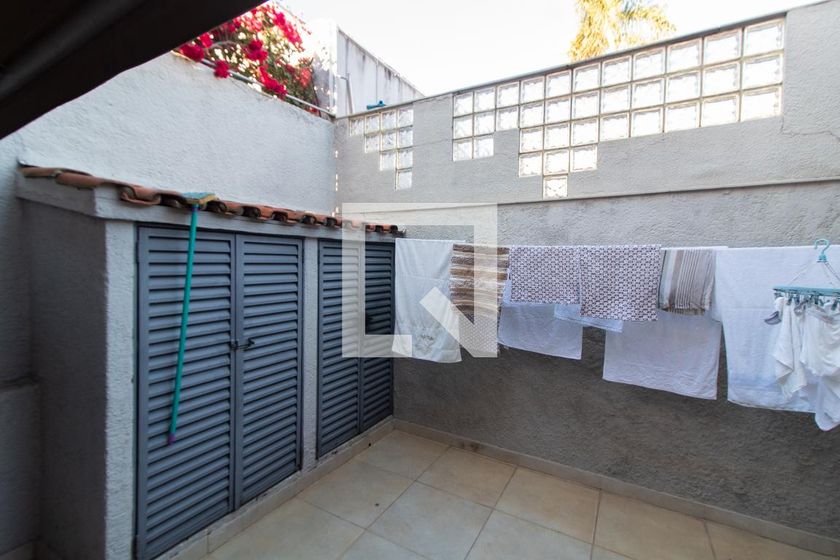 Casa à Venda - Jardim Planalto, 3 Quartos,  284 m2 em , Campinas - sp | SoloBR