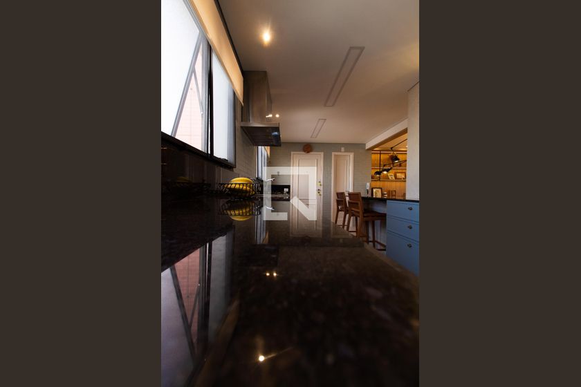 Apartamento à Venda - Cambuí, 3 Quartos,  138 m2 em , Campinas - sp | SoloBR