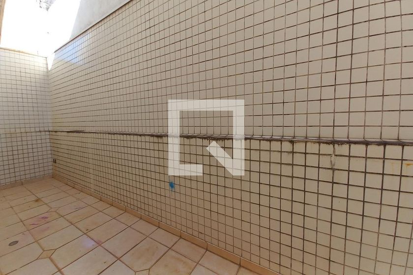 Casa à Venda - Parque Prado, 3 Quartos,  270 m2 em , Campinas - sp | SoloBR