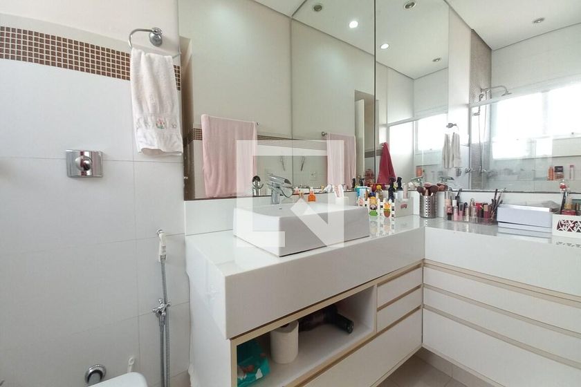 Casa à Venda - Parque Prado, 3 Quartos,  270 m2 em , Campinas - sp | SoloBR