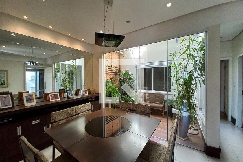 Casa à Venda - Parque Prado, 3 Quartos,  270 m2 em , Campinas - sp | SoloBR