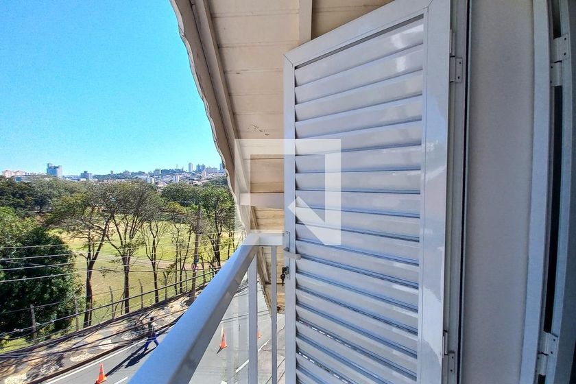 Casa à Venda - Parque Prado, 3 Quartos,  270 m2 em , Campinas - sp | SoloBR