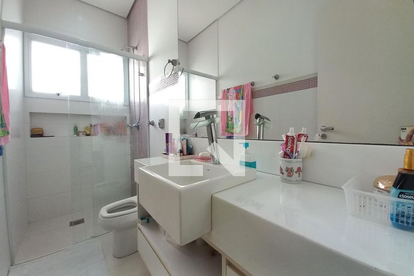Casa à Venda - Parque Prado, 3 Quartos,  270 m2 em , Campinas - sp | SoloBR
