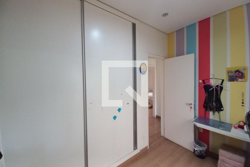 Casa à Venda - Parque Prado, 3 Quartos,  270 m2 em , Campinas - sp | SoloBR