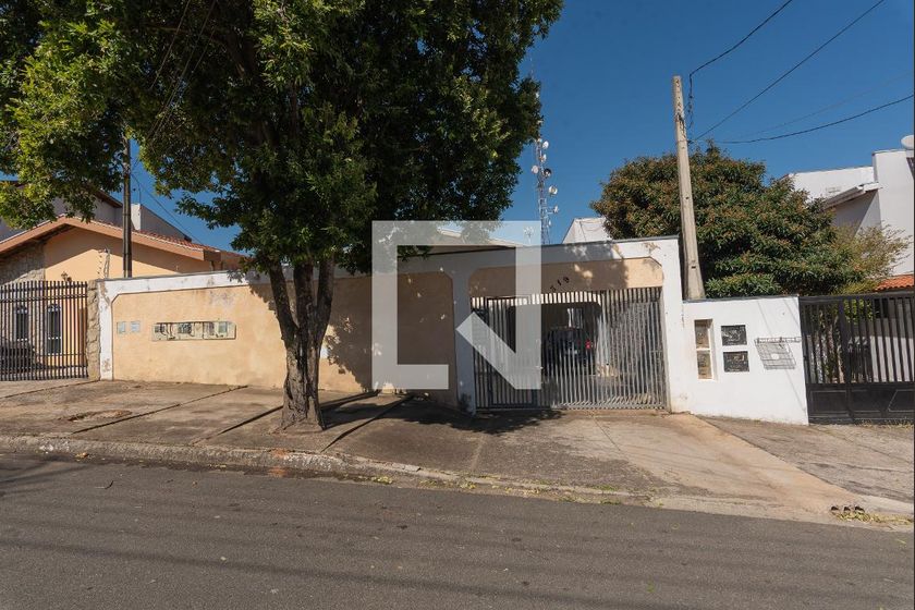 Casa à Venda - Swiss Park, 2 Quartos,  164 m2 em , Campinas - sp | SoloBR