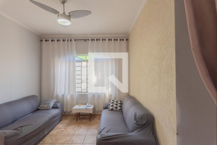Casa à Venda - Swiss Park, 2 Quartos,  164 m2 em , Campinas - sp | SoloBR