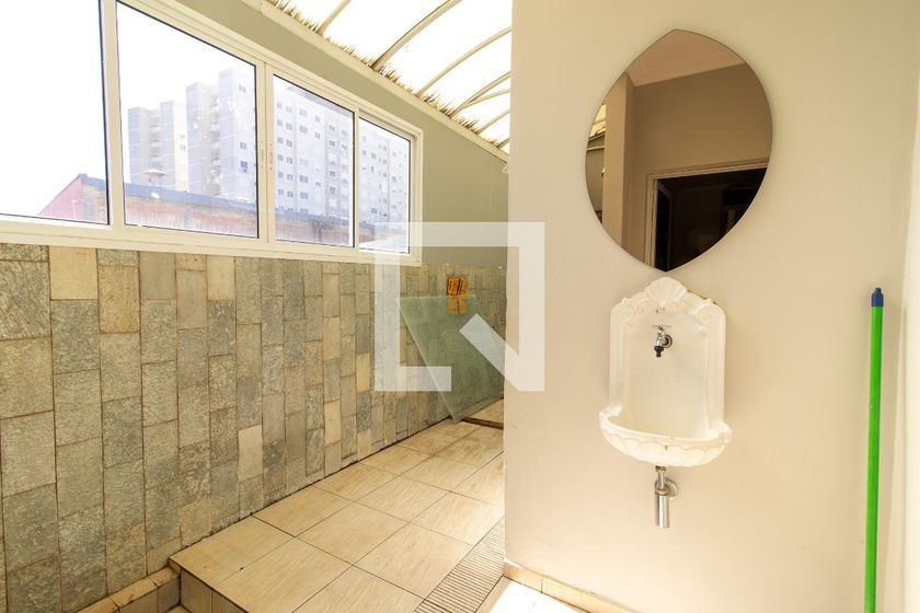 Casa à Venda - Mansões Santo Antônio, 3 Quartos,  293 m2 em , Campinas - sp | SoloBR