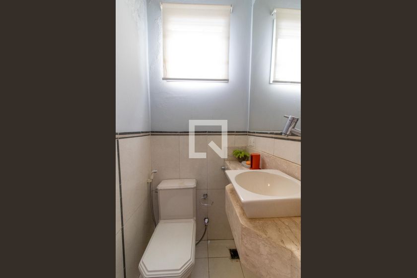 Casa à Venda - Mansões Santo Antônio, 3 Quartos,  293 m2 em , Campinas - sp | SoloBR