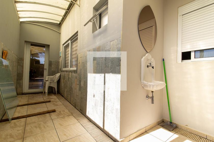 Casa à Venda - Mansões Santo Antônio, 3 Quartos,  293 m2 em , Campinas - sp | SoloBR
