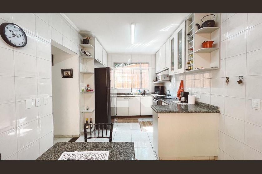 Casa, 3 quartos, 277 m² - Foto 53