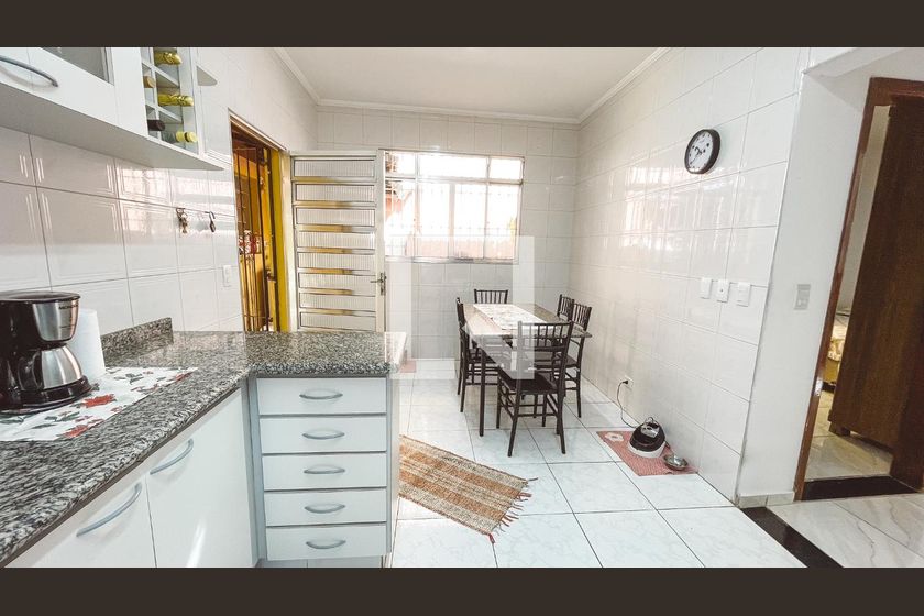 Casa, 3 quartos, 277 m² - Foto 55