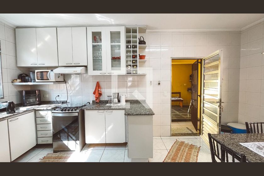Casa, 3 quartos, 277 m² - Foto 59