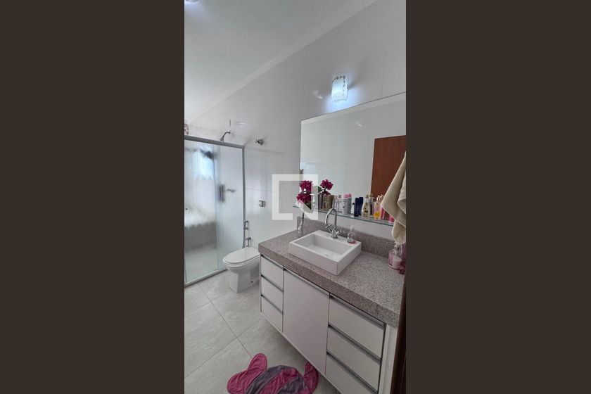 Casa à Venda - Swiss Park, 4 Quartos,  311 m2 em , Campinas - sp | SoloBR