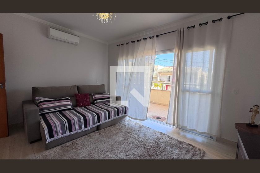 Casa à Venda - Swiss Park, 4 Quartos,  311 m2 em , Campinas - sp | SoloBR
