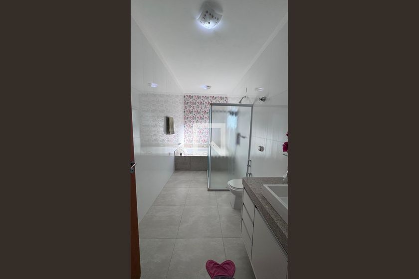 Casa à Venda - Swiss Park, 4 Quartos,  311 m2 em , Campinas - sp | SoloBR