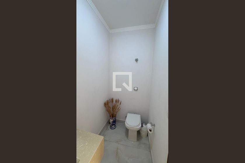 Casa à Venda - Swiss Park, 4 Quartos,  311 m2 em , Campinas - sp | SoloBR
