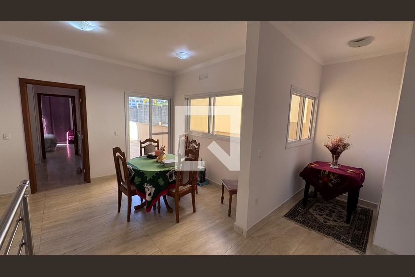 Casa à Venda - Swiss Park, 4 Quartos,  311 m2 em , Campinas - sp | SoloBR
