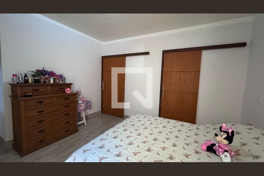 Casa à Venda - Swiss Park, 4 Quartos,  311 m2 em , Campinas - sp | SoloBR
