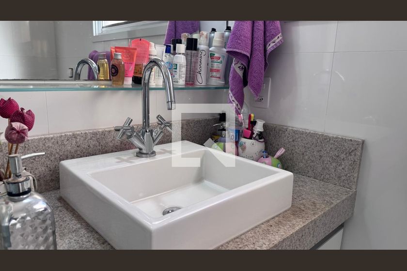 Casa à Venda - Swiss Park, 4 Quartos,  311 m2 em , Campinas - sp | SoloBR