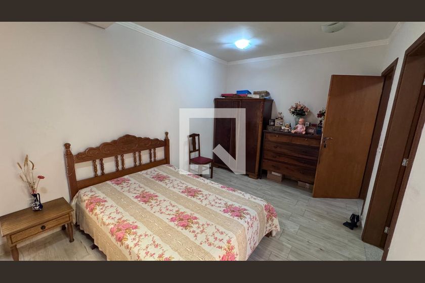 Casa à Venda - Swiss Park, 4 Quartos,  311 m2 em , Campinas - sp | SoloBR