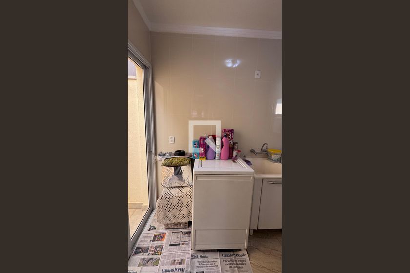Casa à Venda - Swiss Park, 4 Quartos,  311 m2 em , Campinas - sp | SoloBR
