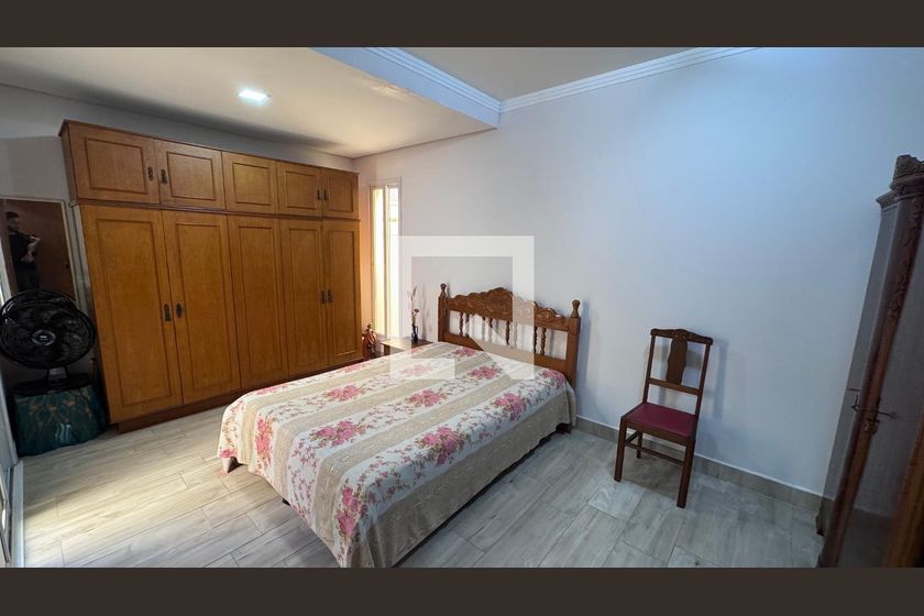 Casa à Venda - Swiss Park, 4 Quartos,  311 m2 em , Campinas - sp | SoloBR