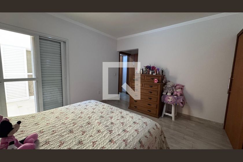 Casa à Venda - Swiss Park, 4 Quartos,  311 m2 em , Campinas - sp | SoloBR