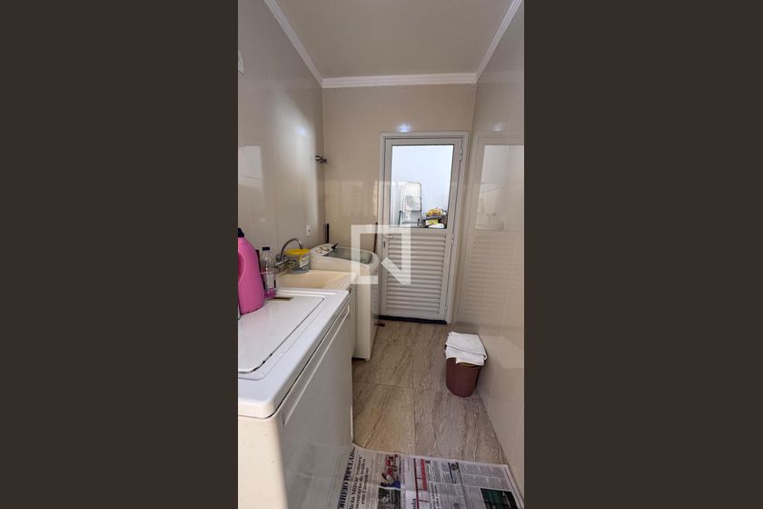 Casa à Venda - Swiss Park, 4 Quartos,  311 m2 em , Campinas - sp | SoloBR