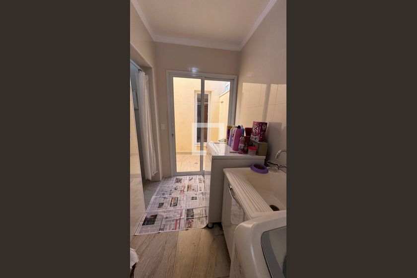Casa à Venda - Swiss Park, 4 Quartos,  311 m2 em , Campinas - sp | SoloBR