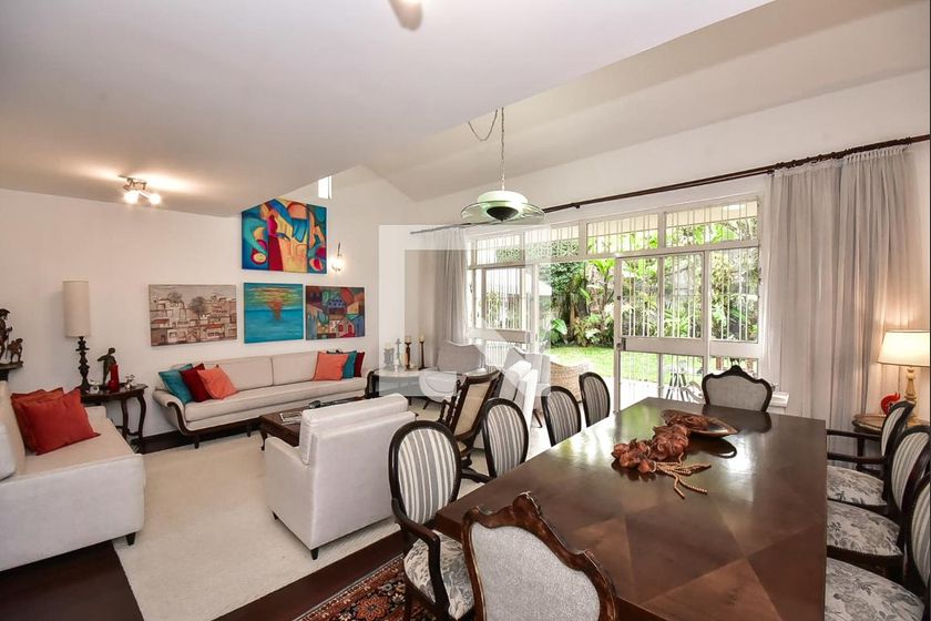Casa, 4 quartos, 280 m² - Foto 1
