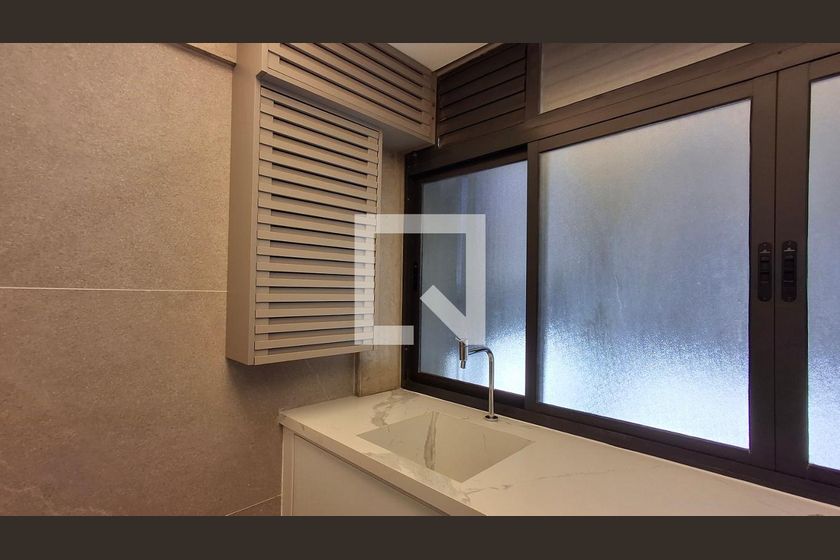 Apartamento à Venda - Cambuí, 1 Quarto,  52 m2 em , Campinas - sp | SoloBR