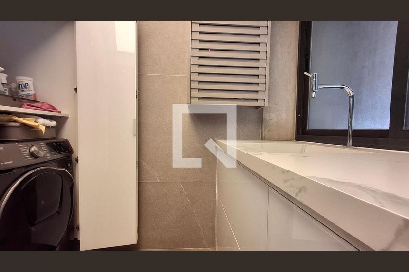 Apartamento à Venda - Cambuí, 1 Quarto,  52 m2 em , Campinas - sp | SoloBR